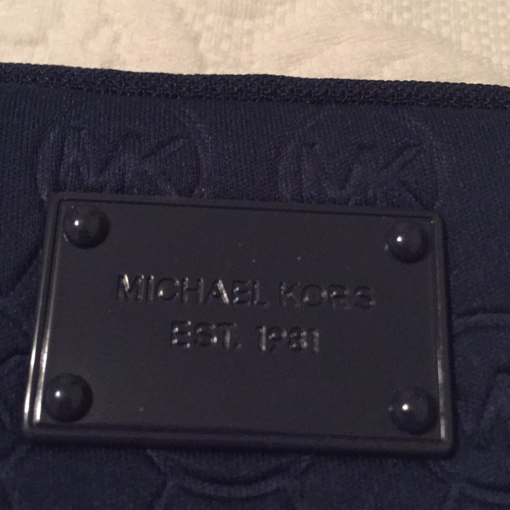 Michael Kors Wristlet - Picture 2 of 4